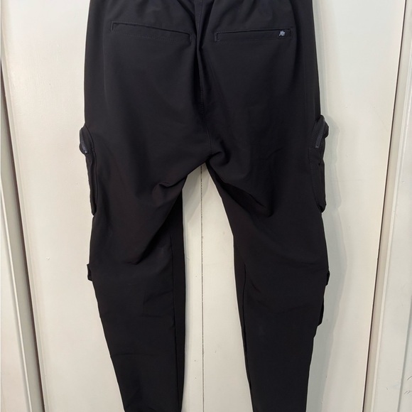 Men's Aeropostale Black Cargo Pants - Picture 5 of 7